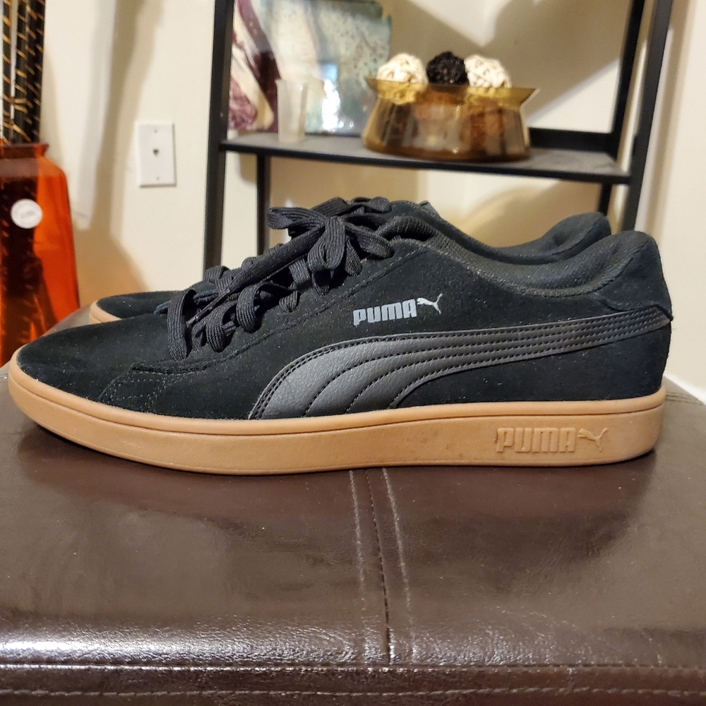 Puma Sneakers